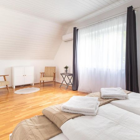 Jazmin Vendeghaz Villa Balatongyörök Buitenkant foto