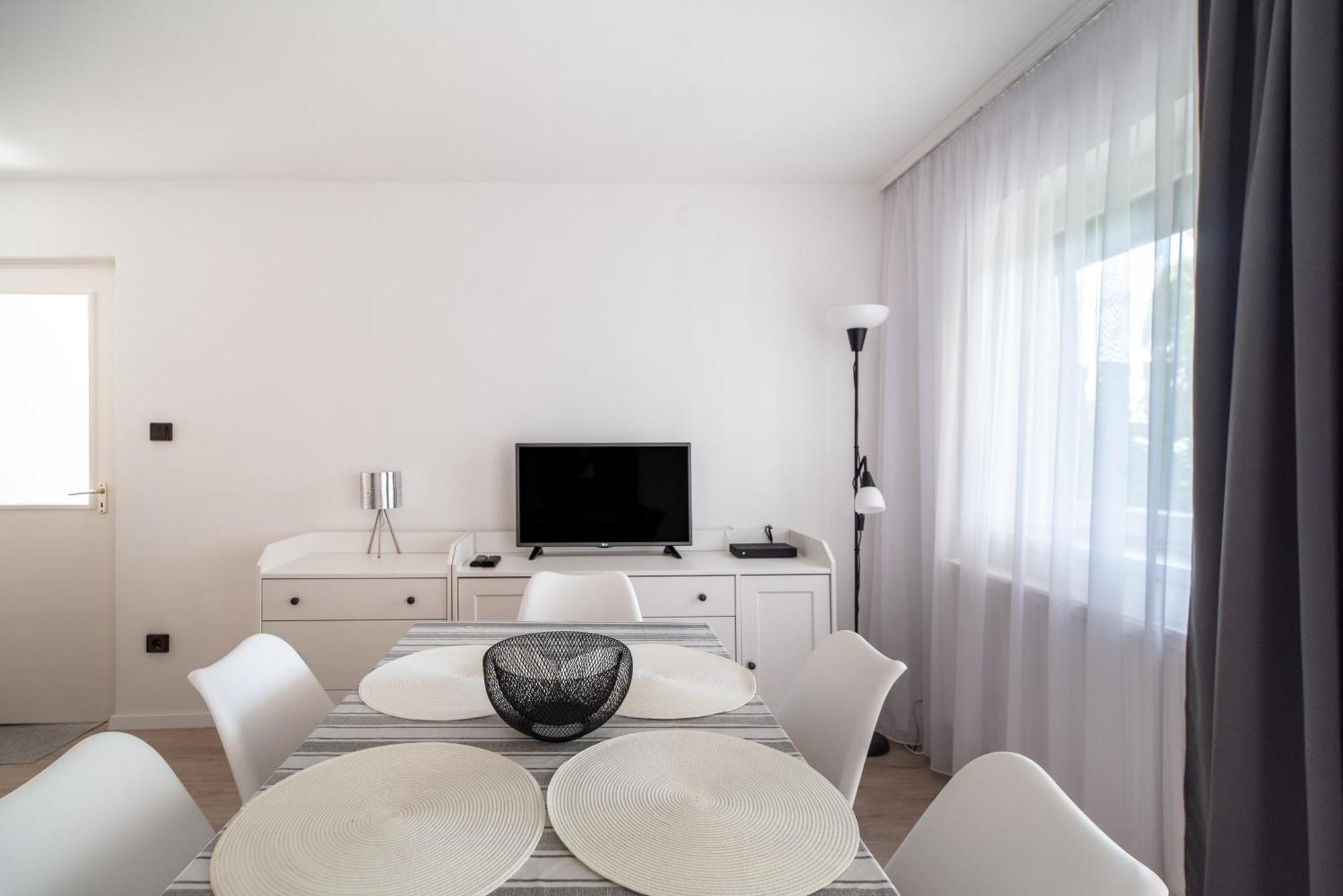 Jazmin Vendeghaz Villa Balatongyörök Buitenkant foto