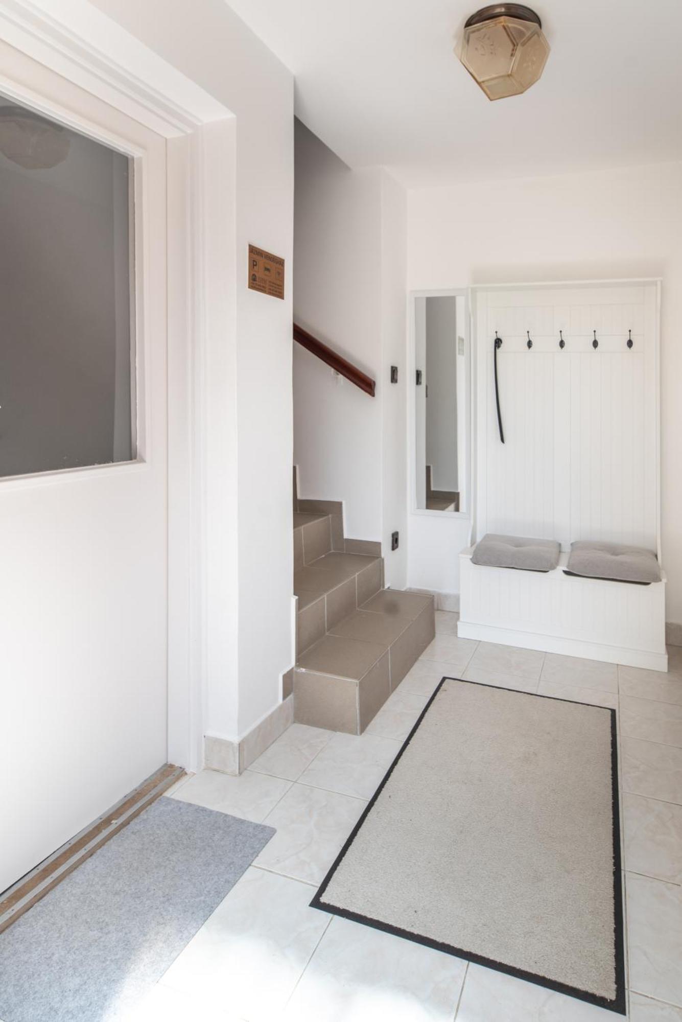 Jazmin Vendeghaz Villa Balatongyörök Buitenkant foto